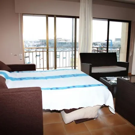 - 1 Bedroom With Sea Views - 0582 Санхенхо